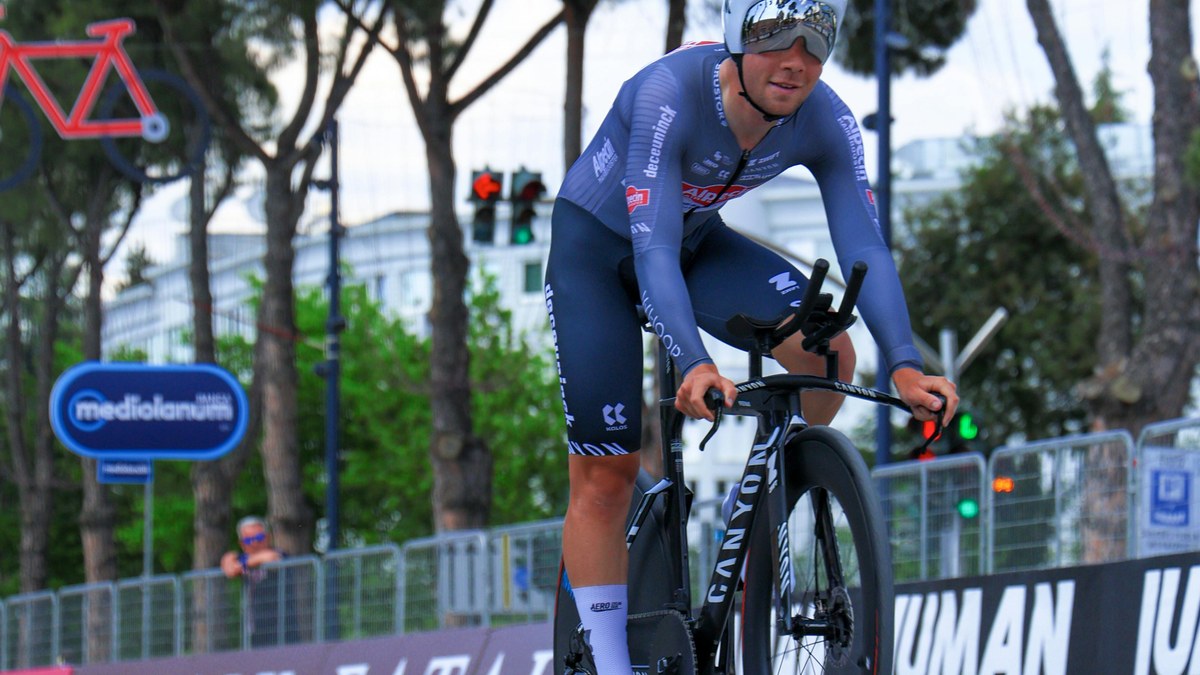 Vélo de route aéro professionnel